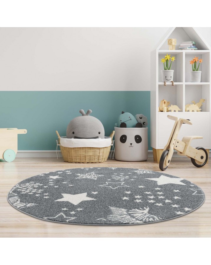 Pilkas kilimas su žvaigždelėmis