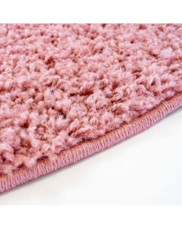 Rožinis minkštas kilimas ..